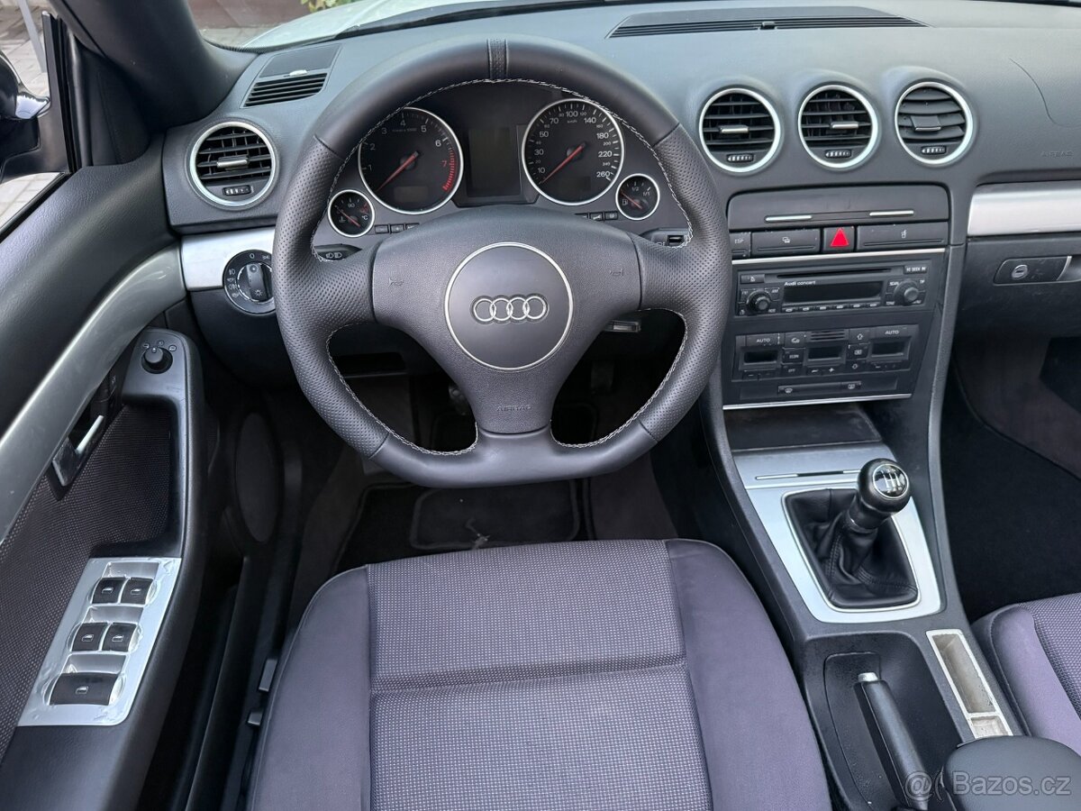 Audi A4 2.4i 125kW MANUÁL - 13