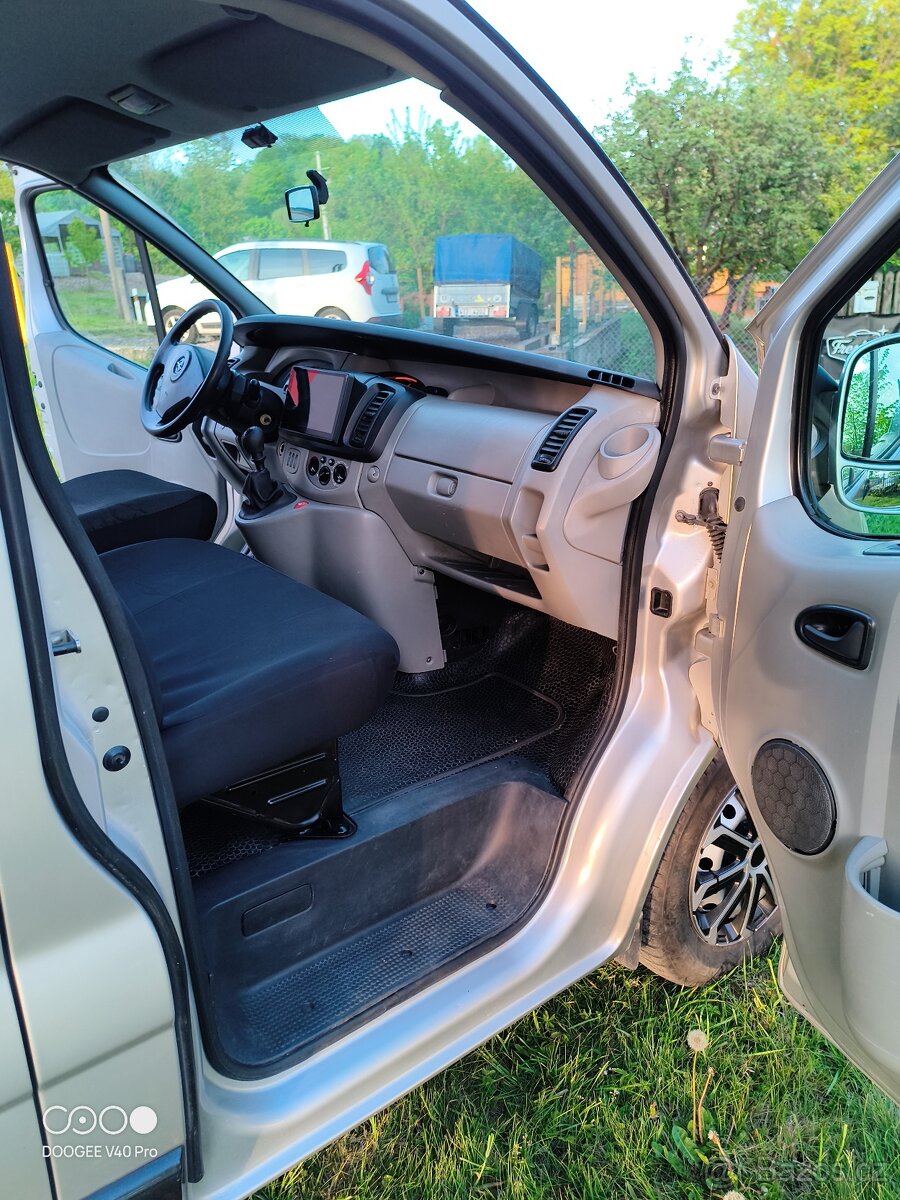 Opel vivaro 2.0 66kw 6mist - 13