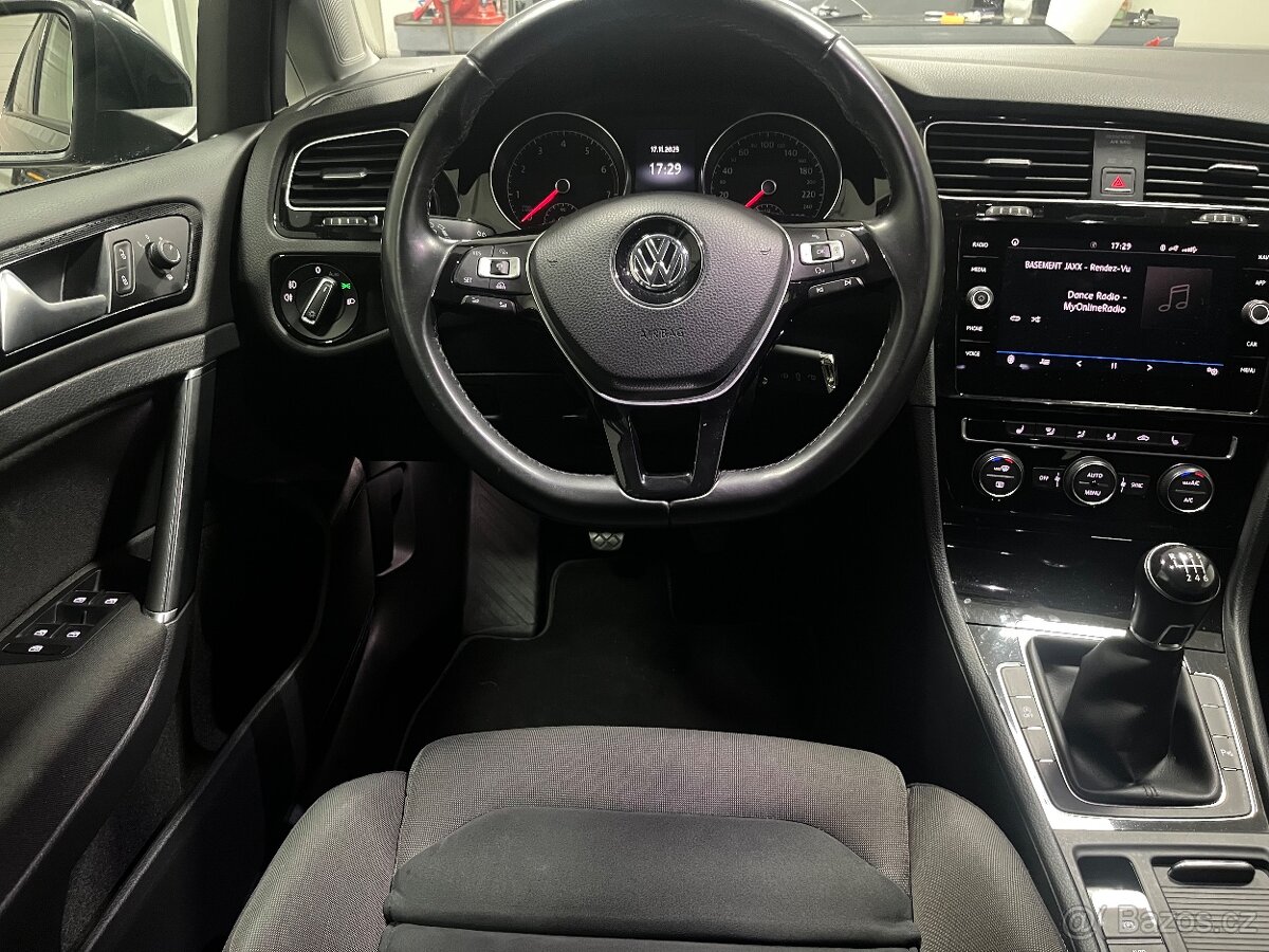 VW Golf 7,5 Highline 1.5TSI 110kW 2017 Full led - 13