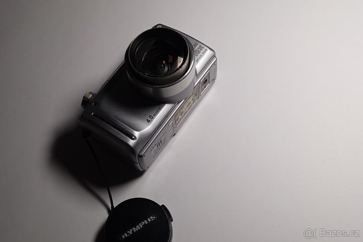 Olympus C-765 Ultra Zoom - 13