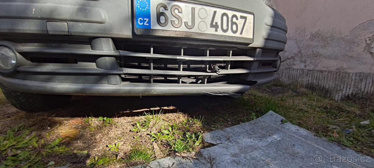 Volkswagen Caddy Life 1.6 75 kW KLIMA - 13