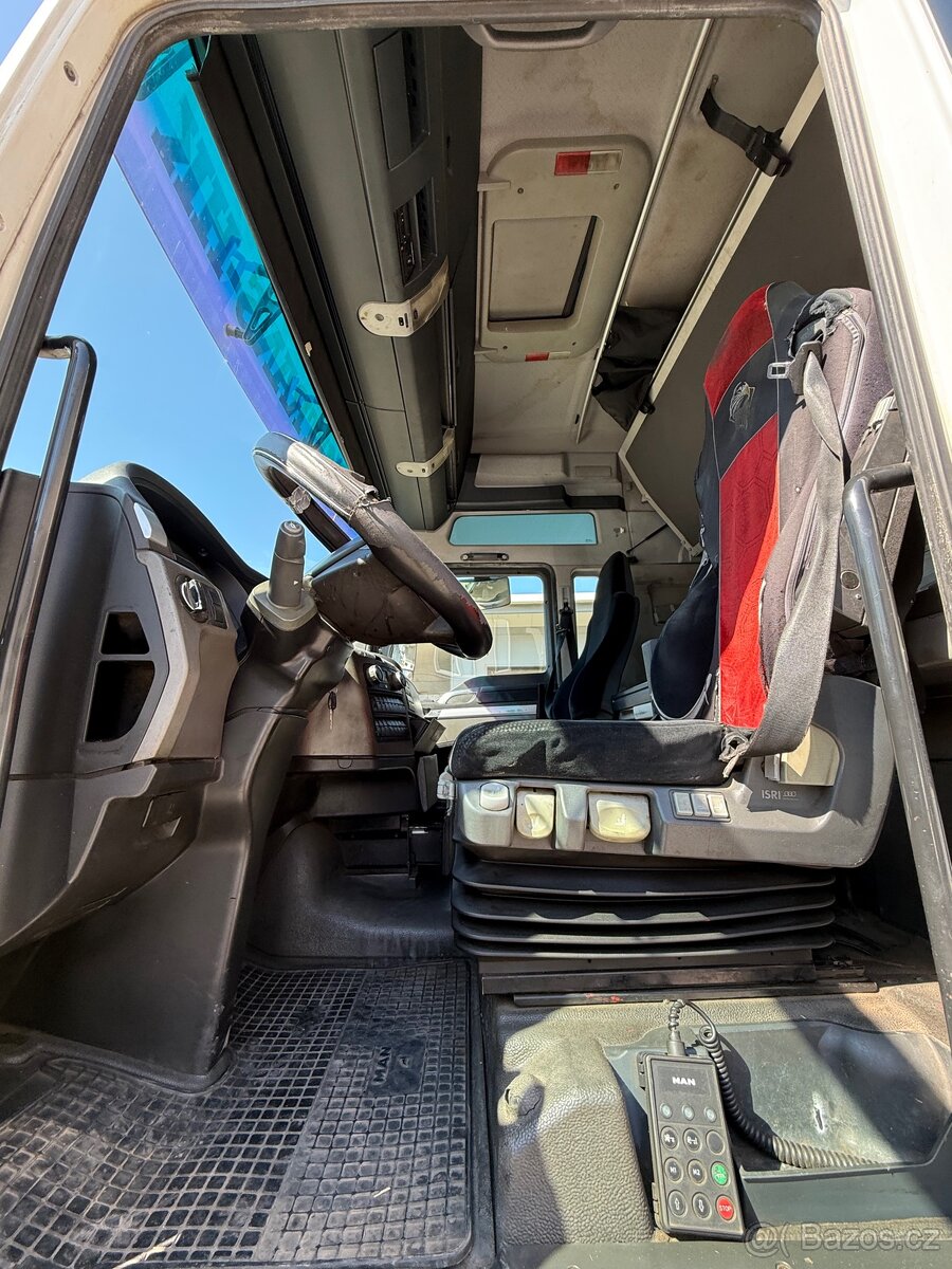 Man TGX 24.440 6X2 - 13