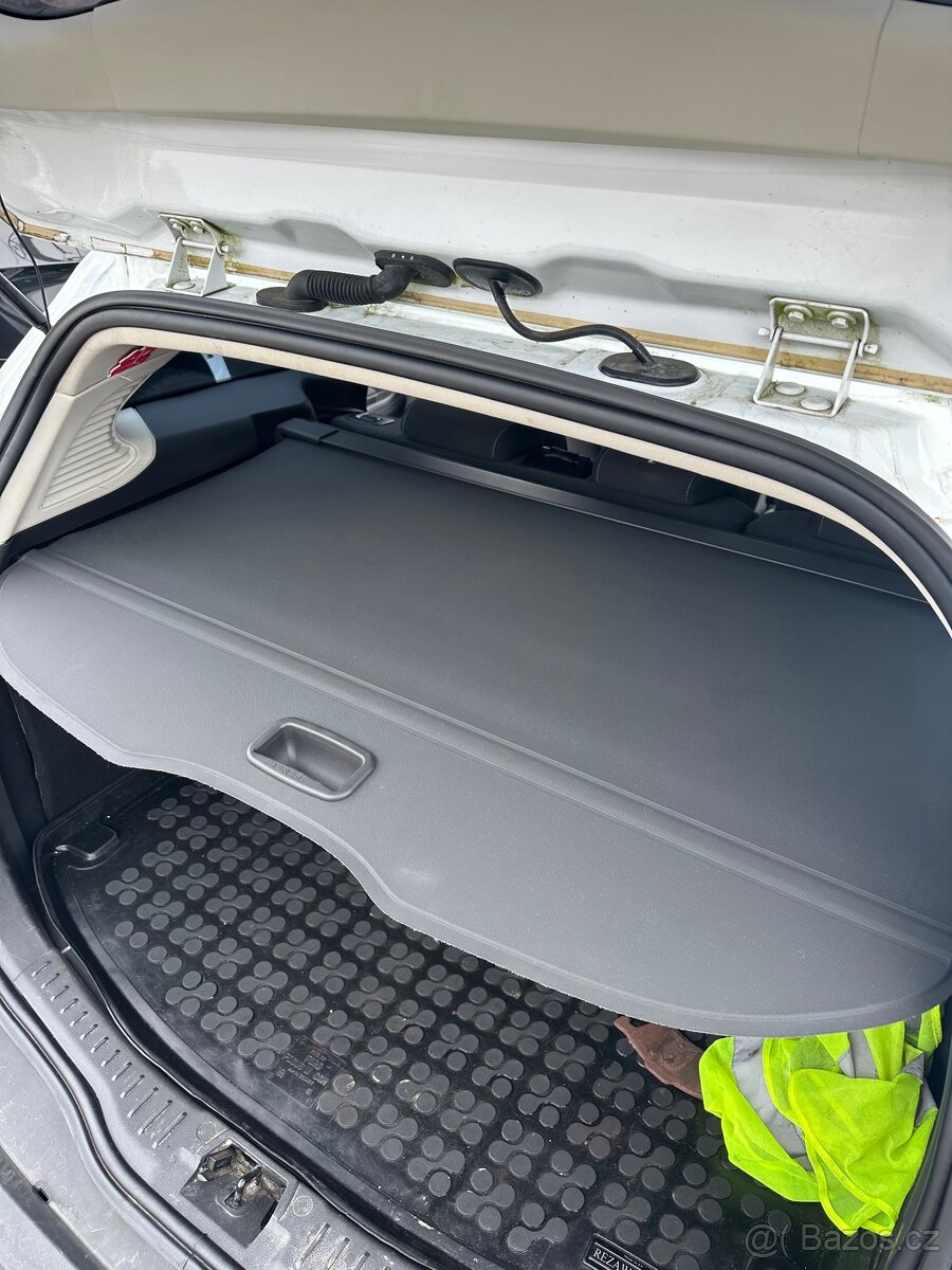 Ford Focus III 1.6 i Díly - 13