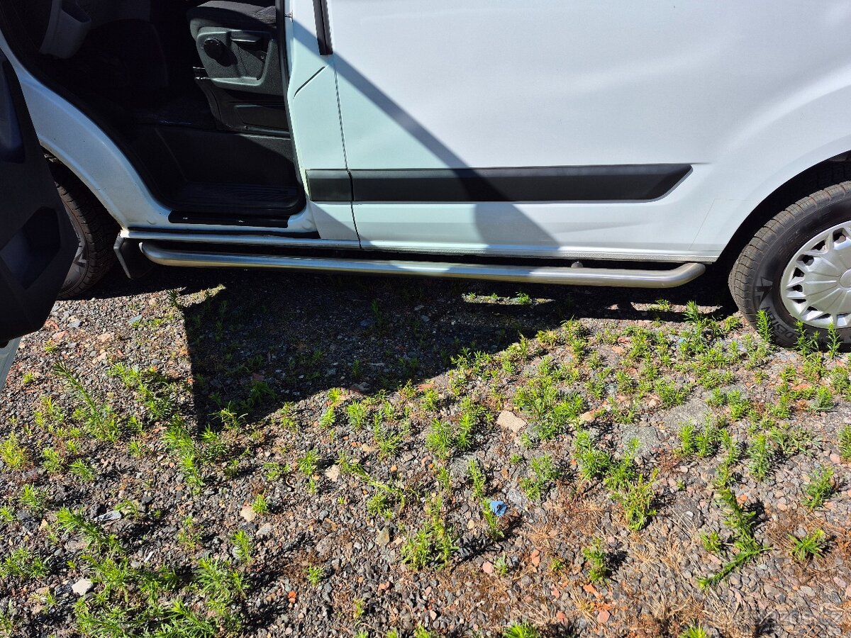 Ford Tranzit Custom 2.2Tdci 9 míst DPH - 13