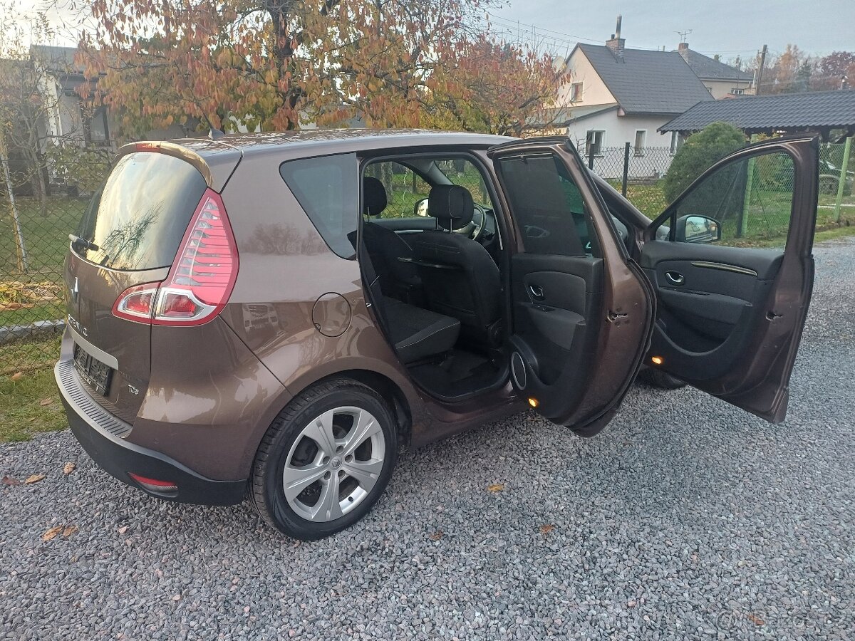 Benzínový Renault Scenic 1.4 Tce 2010 - 13