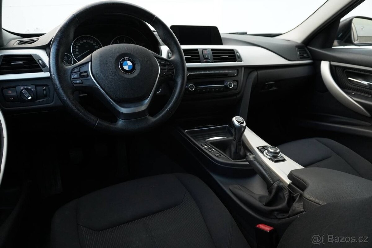 BMW Řada 3 318 d - 13