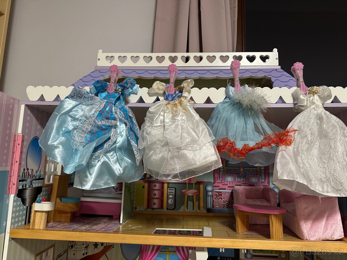 Domeček pro panenky - 13