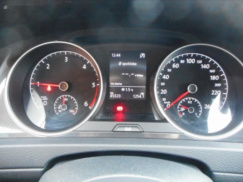 Volkswagen Golf,1,6 TDi - 13