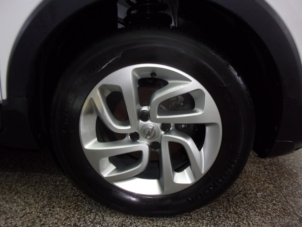 Opel Crossland X 1,6d 100 - 13