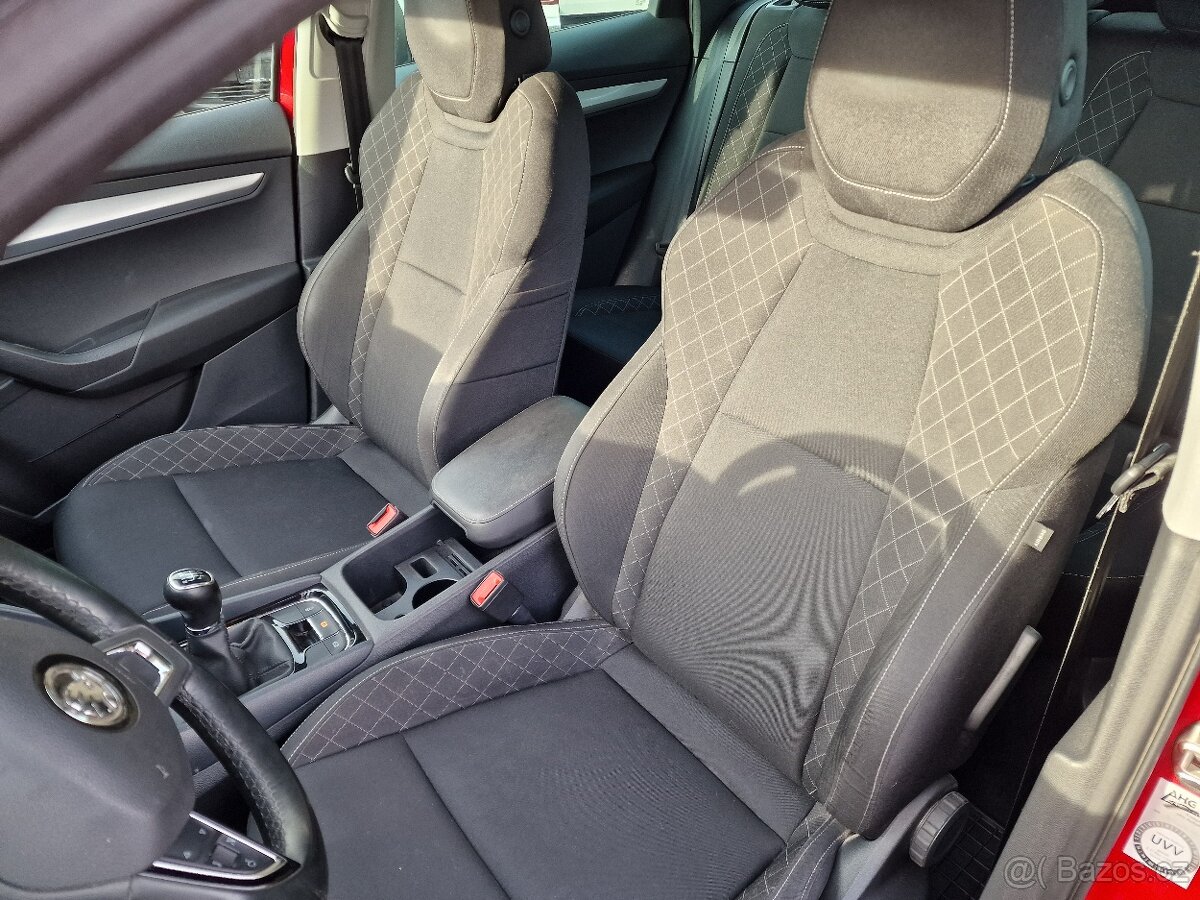 Škoda Karoq 1,6TDI STYLE WEBASTO - 13