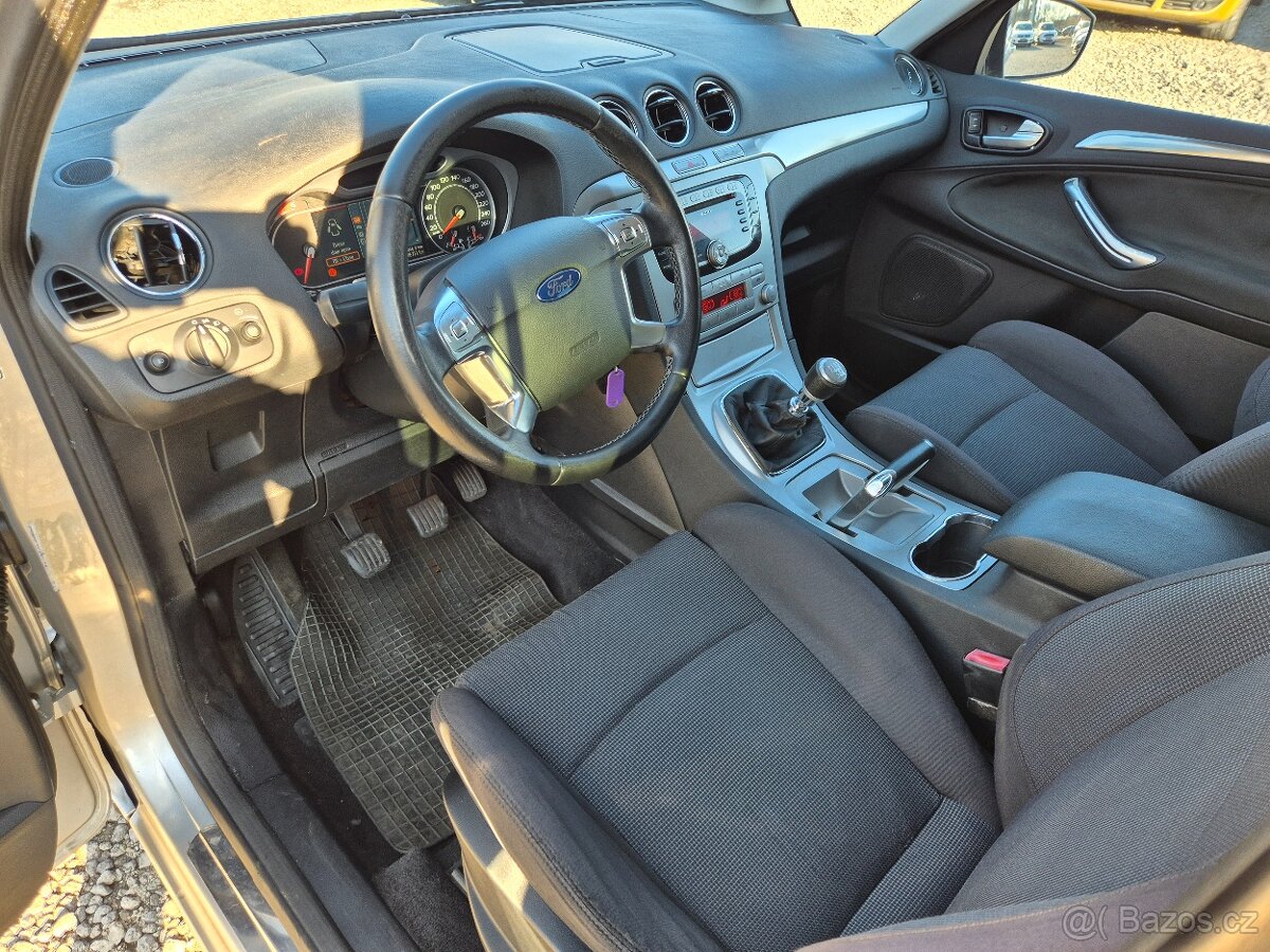 Ford S-MAX 2.0TDCi103KW,TITANIUM+,NEMÁ DPF,CONVERS+,R.V.2008 - 13