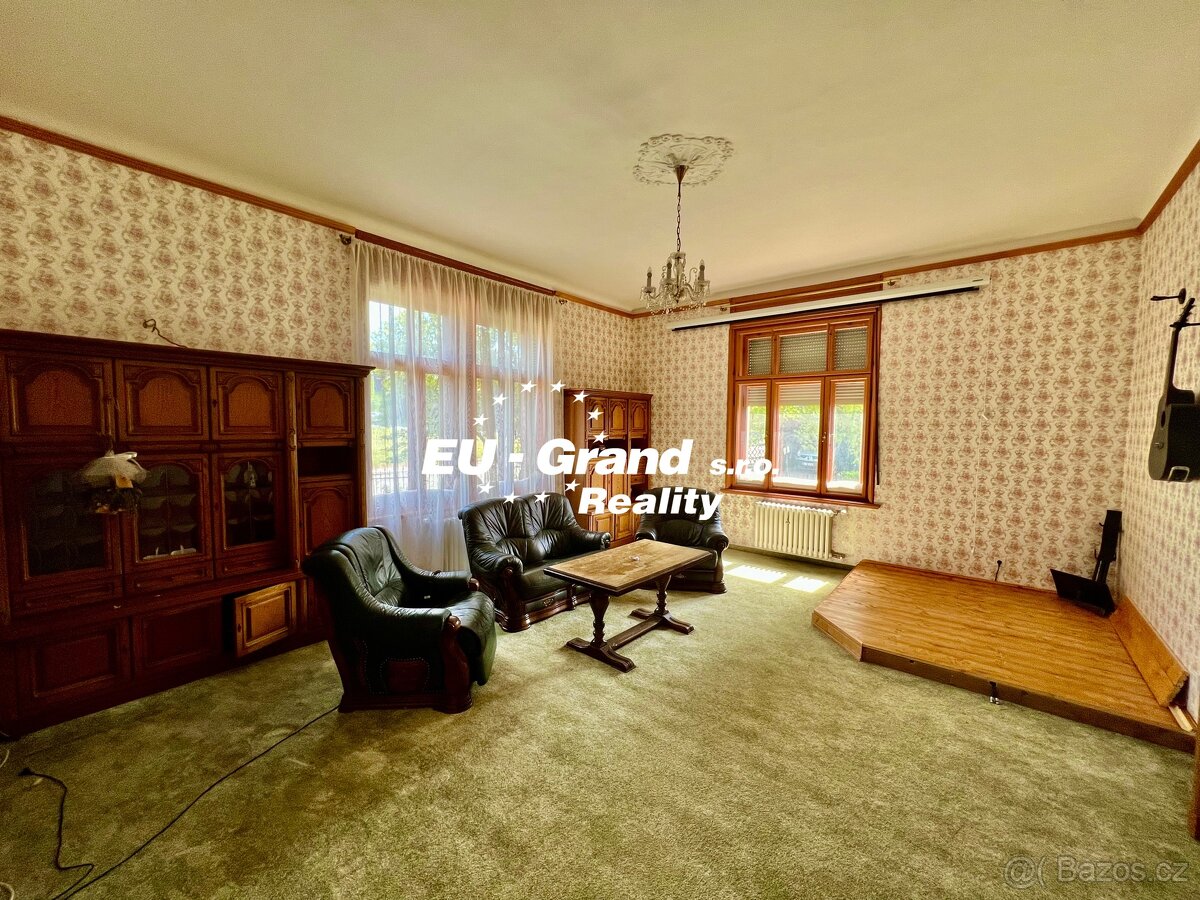 Prodej zrekonstruované vily z konce 19 století v Neugersdorf - 13