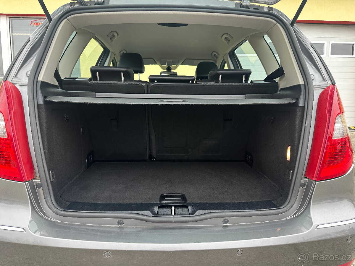 Mercedes-Benz A180 CDi Automat/1MAJ/Tempomat/ESP - 13