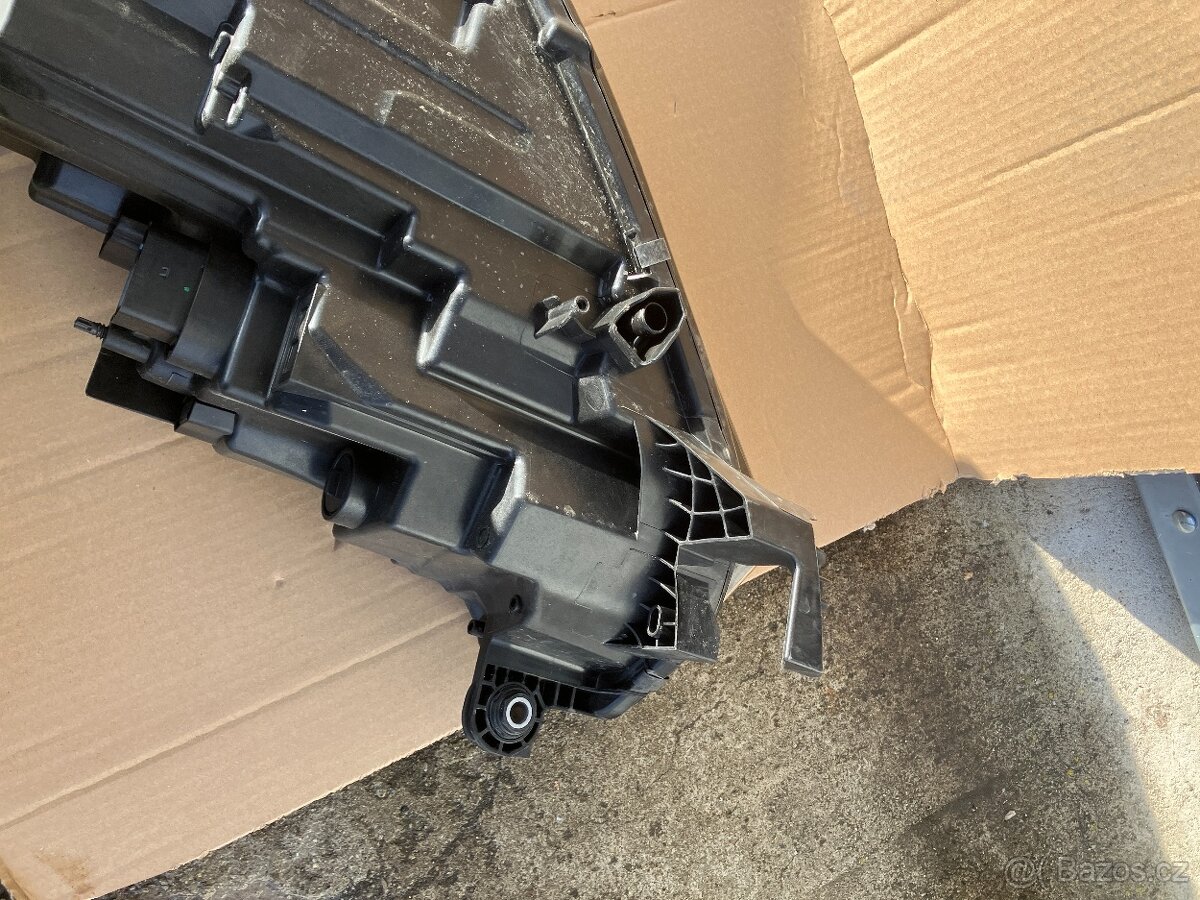 predni svetlo led skoda octavia 4 IV prave pravy - 13