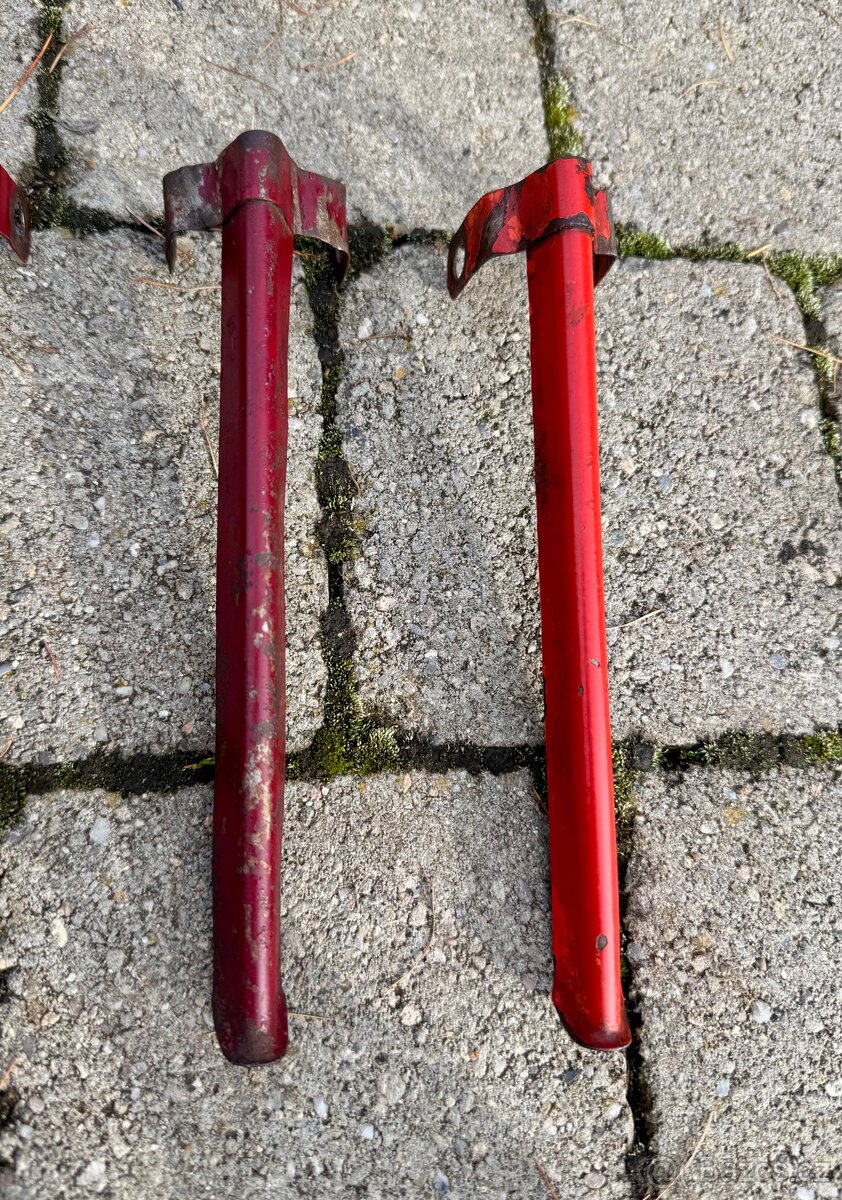 Jawa 250 350 panelka - drzaky a spinacky - 13