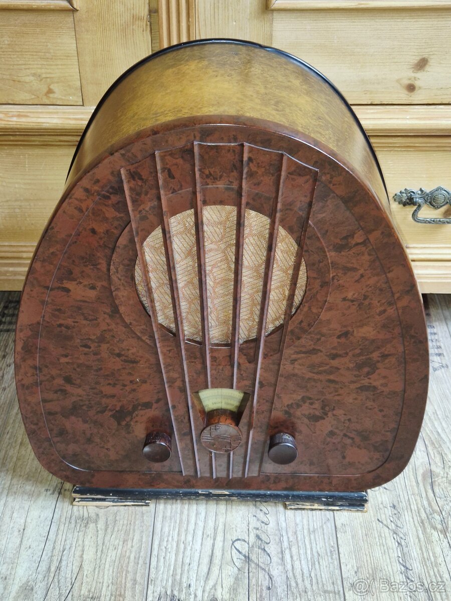 Staré rádio Philips 834A, 1933 - 13