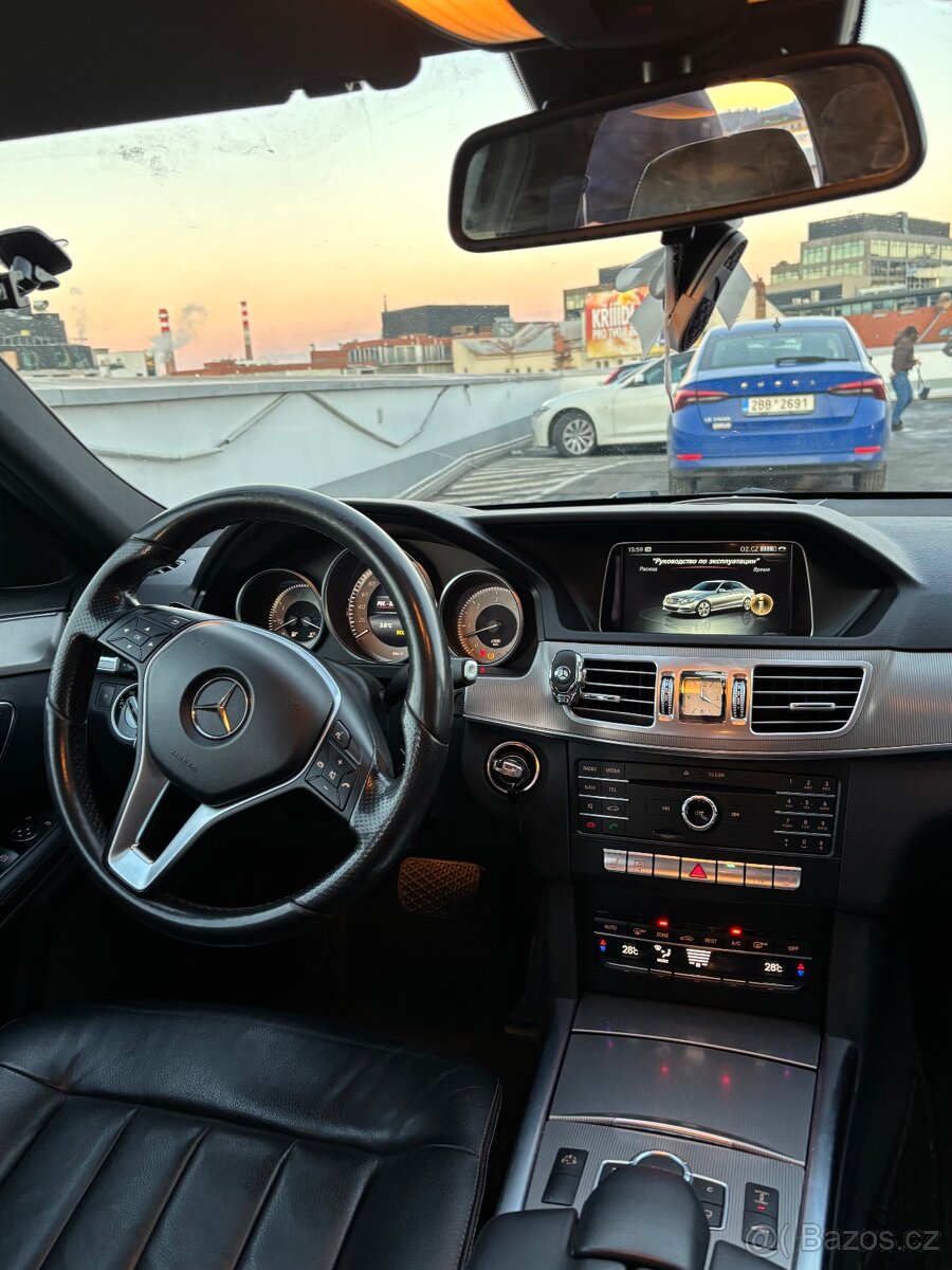 Mercedes-Benz E300 w212 2015r - 13