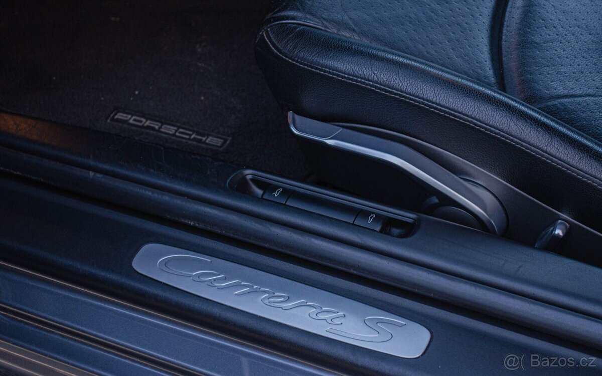 Porsche 911 (997) Carrera S 3.8 - 13