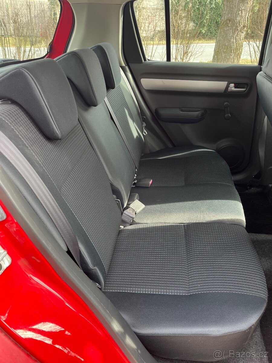 Suzuki Swift 1.3 - 13