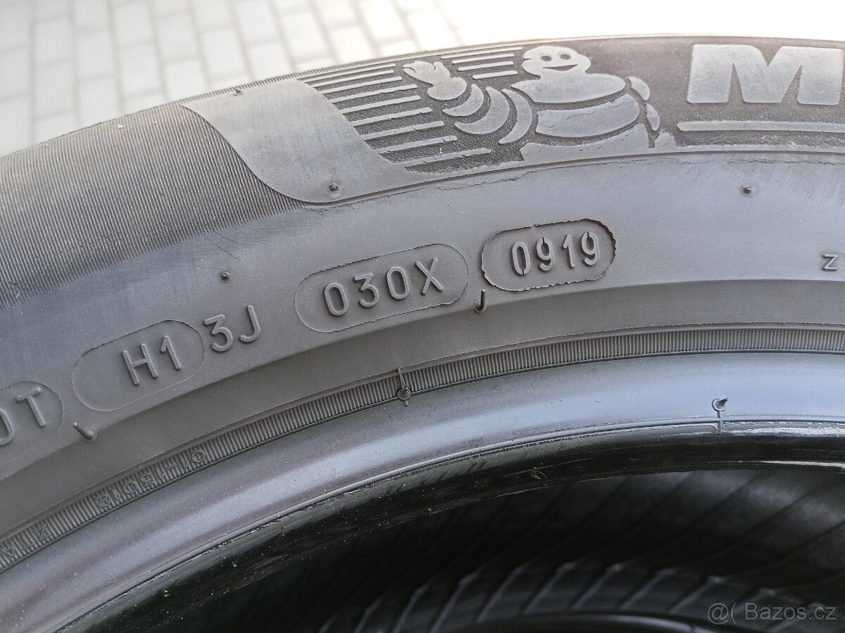 235/55/18 Michelin primacy 4 (4,5-5mm) - 13