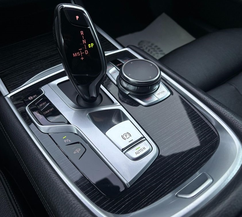 BMW 7 na splátky bez registru - 13