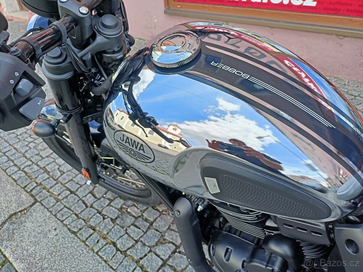 Jawa 350 Bobber, Chrome - 13