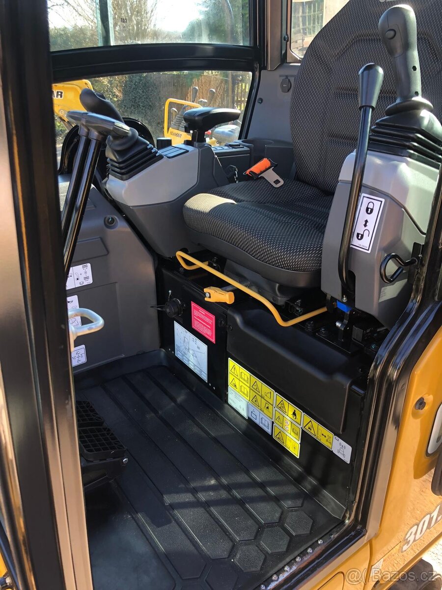 Caterpillar CAT 301.6 - 13