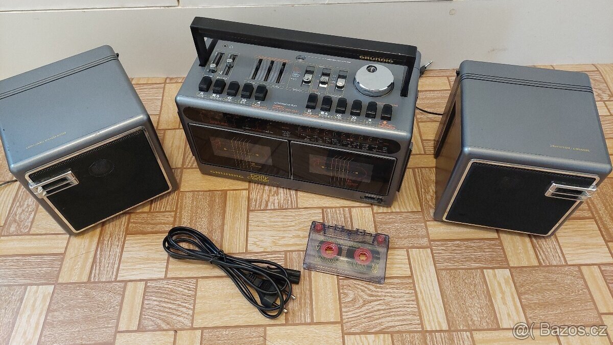 Magnetofon GRUNDIG - 13