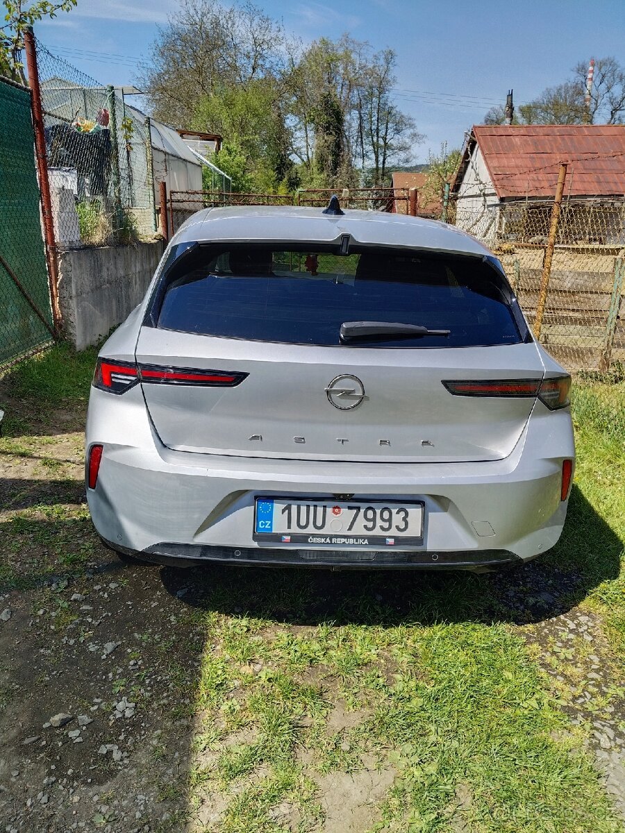 Opel Astra 1.2 turbo - 13