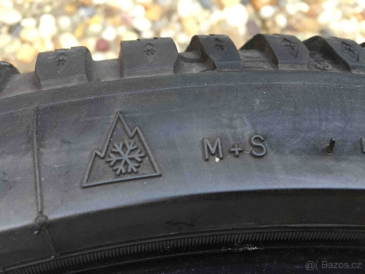 4ks zimní pneu BF Goodrich 215/40/17 87V DOT xx17 - 13