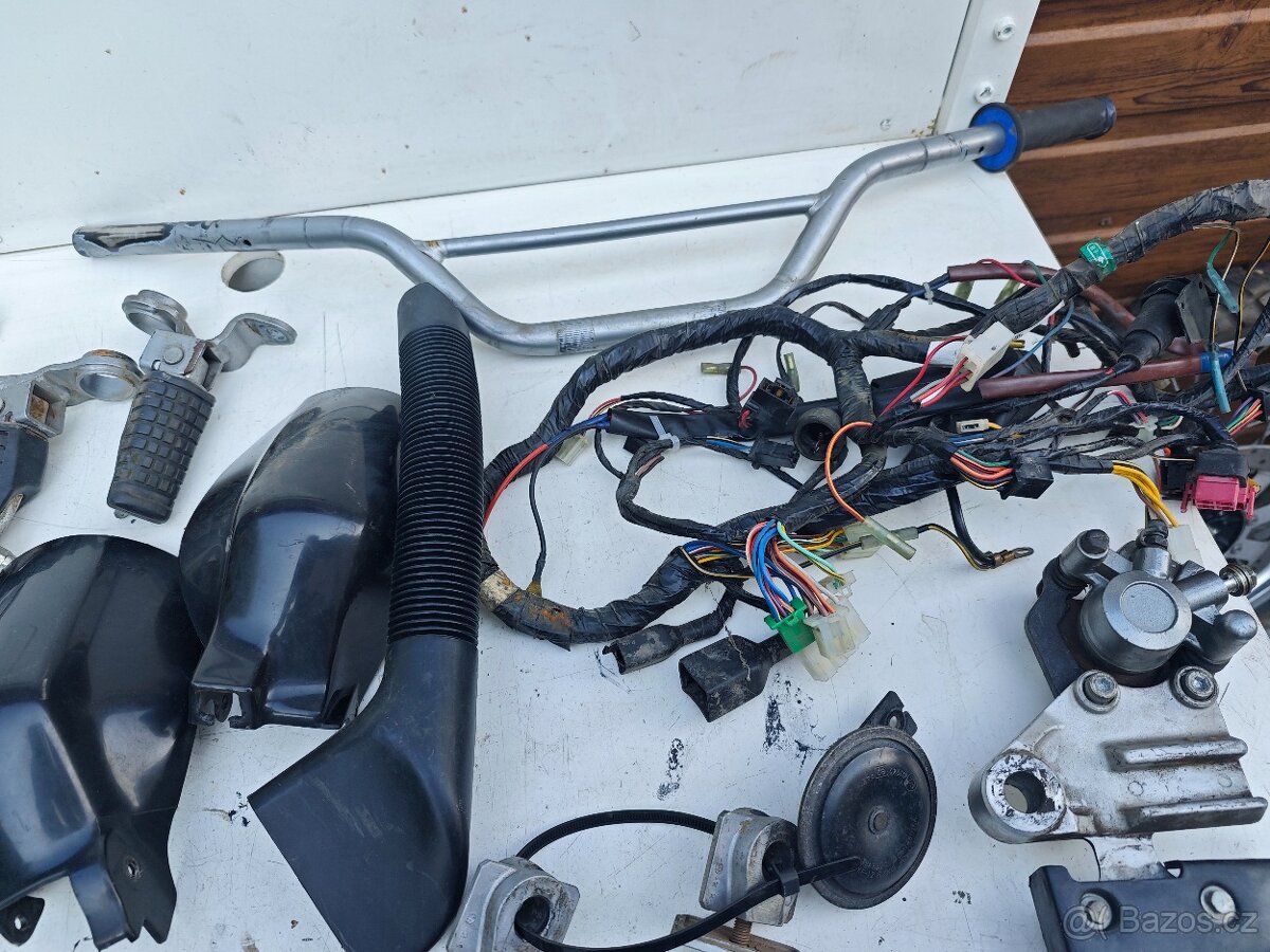 Kawasaki KLE 500 2002 - Náhradní dily - karburátory - 13