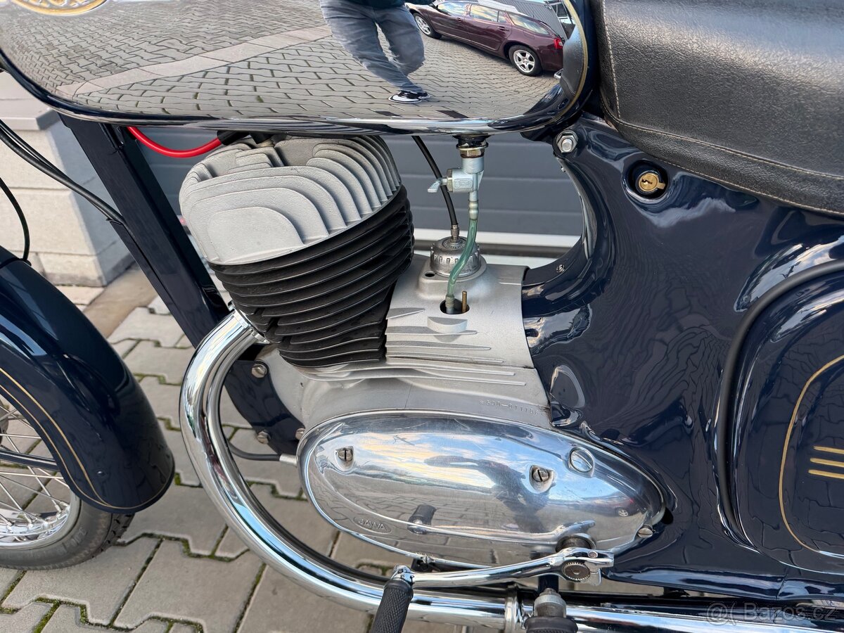 Jawa 250 Sport - 13