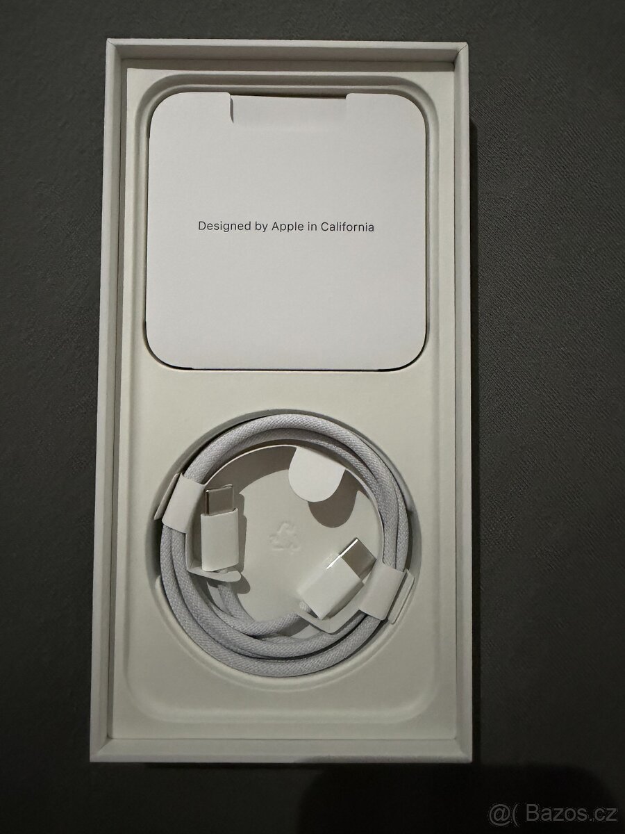 Prodám Apple IPhone 15 pro max s pamětí 256 GB černý titan - 13