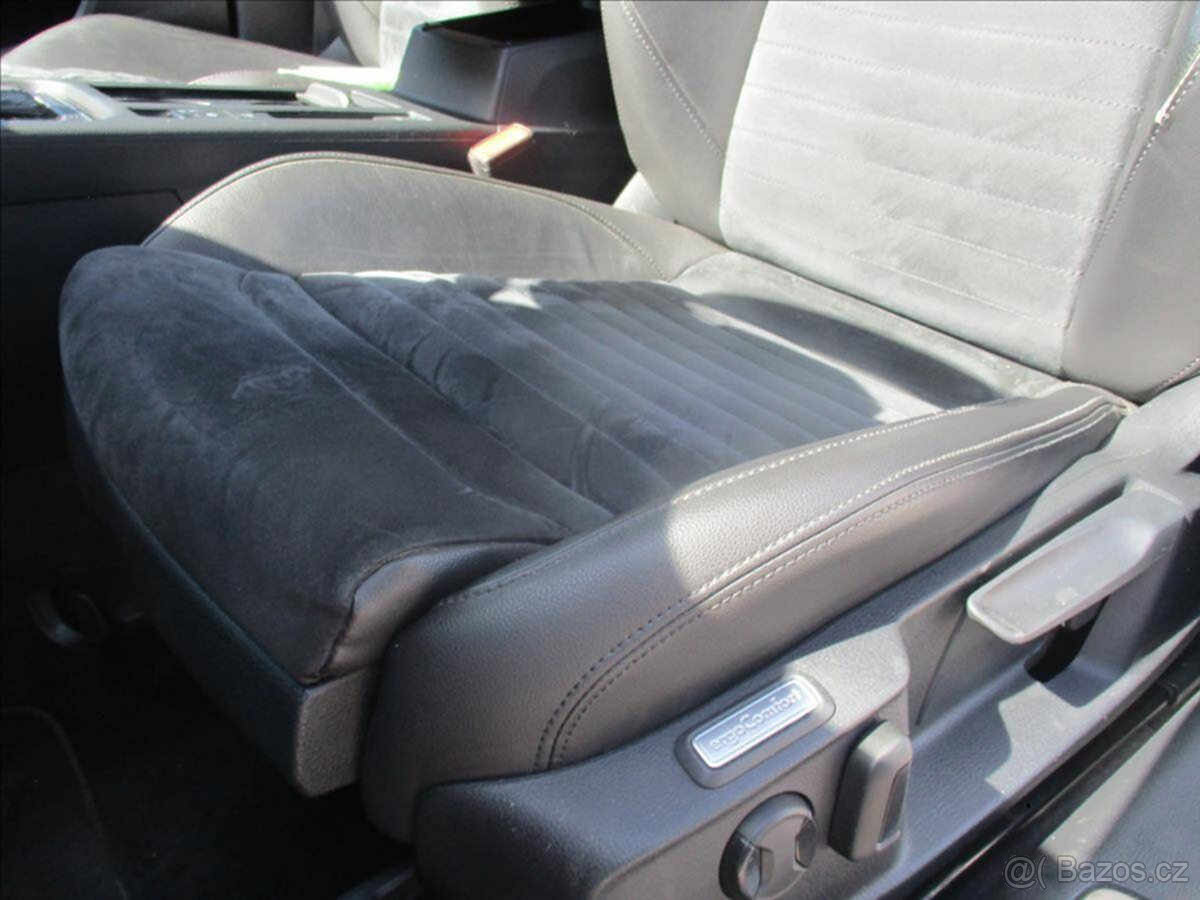 VW PASSAT TDI 140kW 4X4 DSG HIGHLINE 2018 CZ DPH - 13