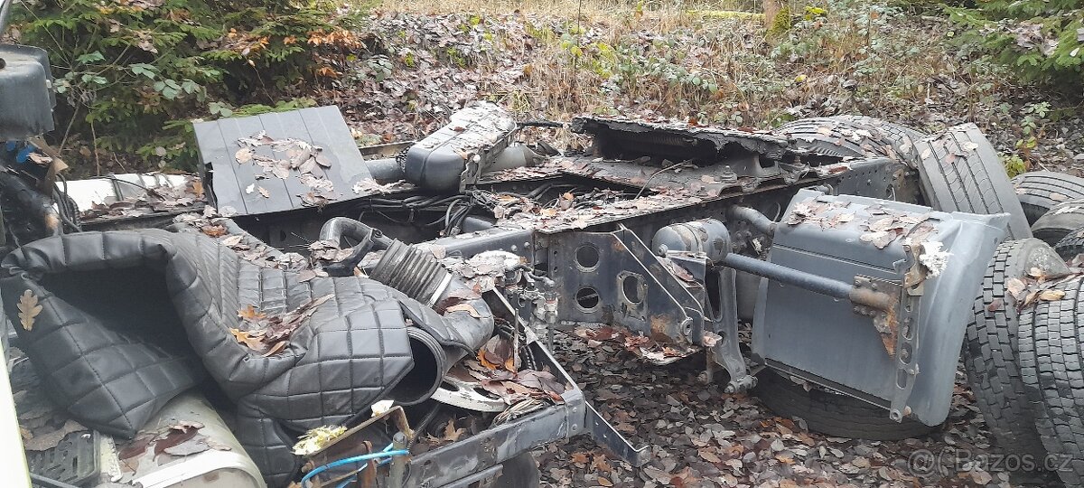 MAN TGX 18 440 Tahač Euro 5 Soubor Dílů - 13