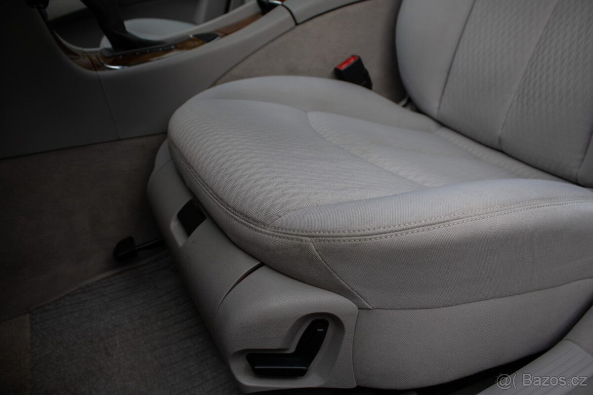 Mercedes-Benz E trieda Sedan E280 CDI - 13