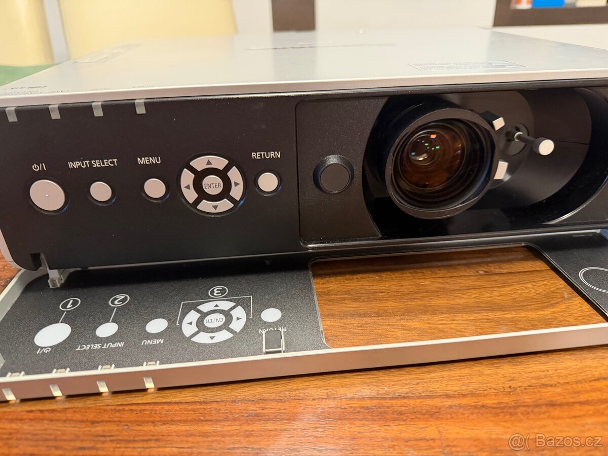 Panasonic PT-F300 LCD projektor - 13