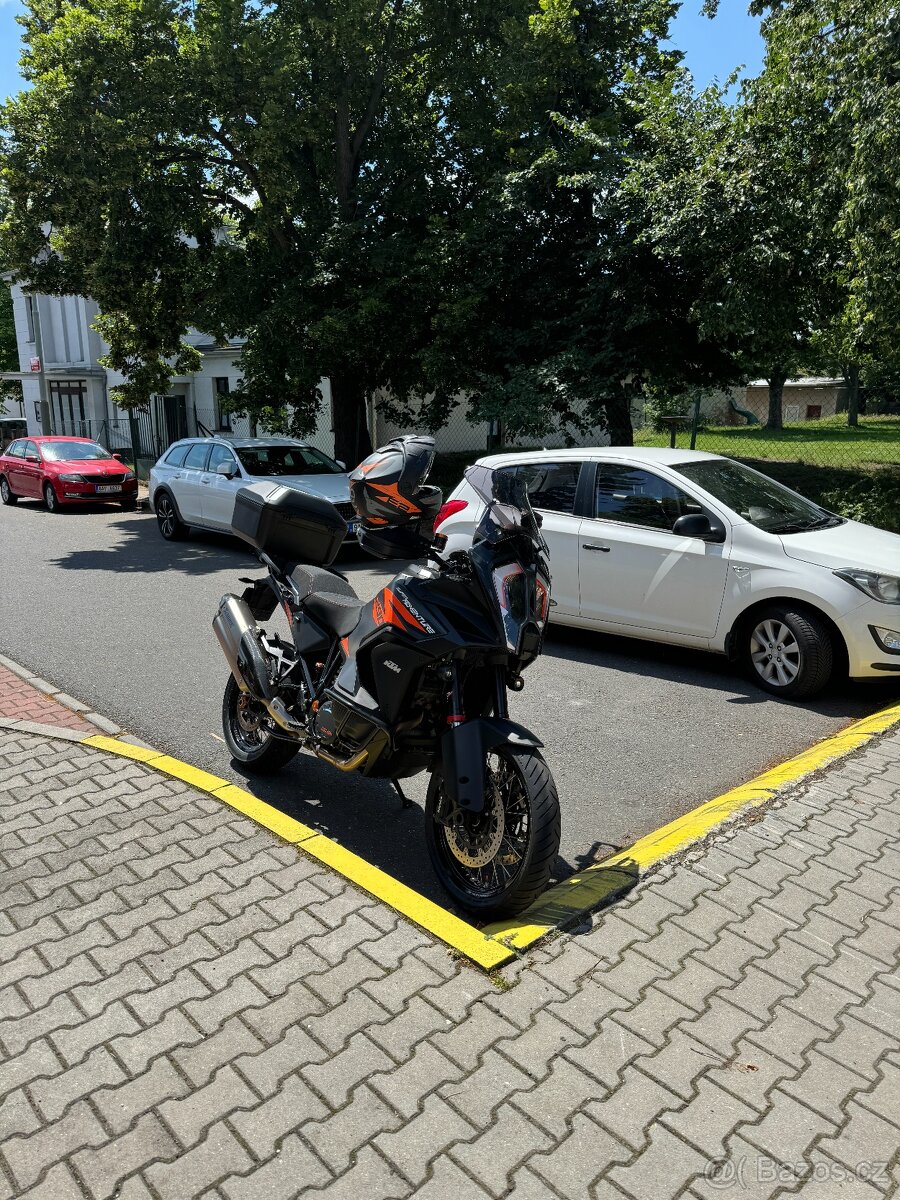 KTM 1290 Super Adventure S (2021) - 13