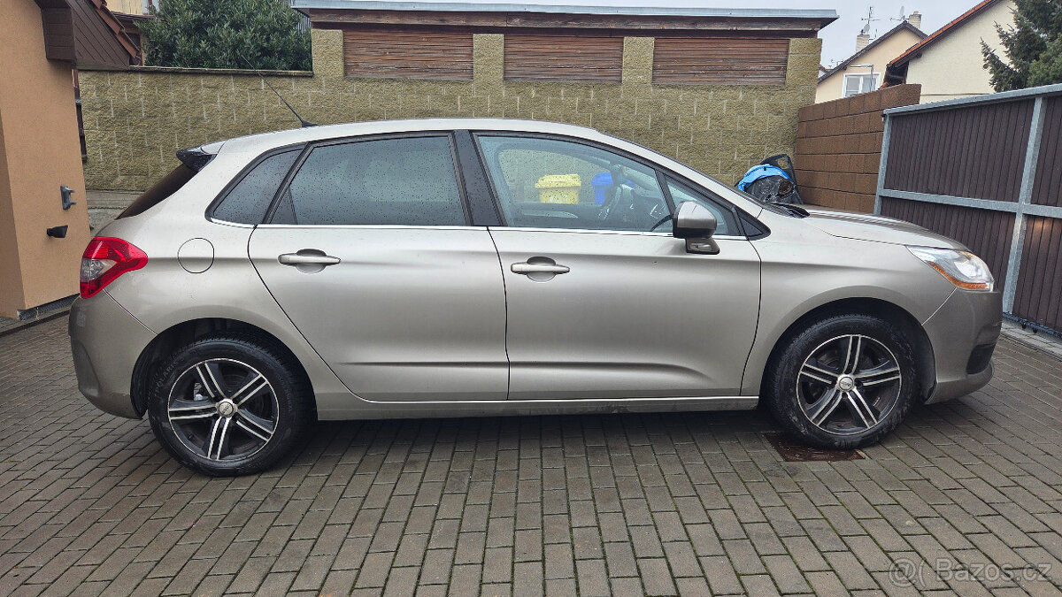Citroën C4 1.6 HDi 68kW rok 2012 229 tkm - 13