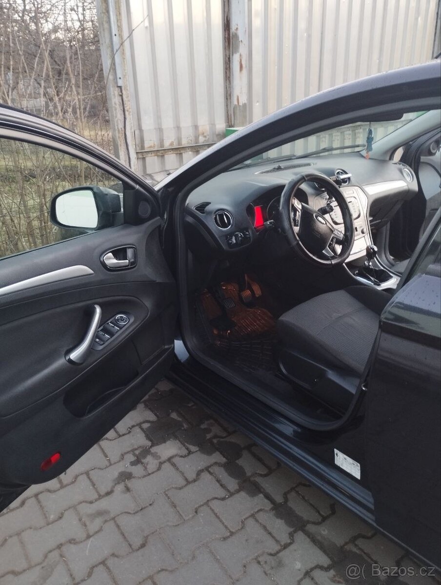 Prodám Ford Mondeo 2 TDI, rok 2008 - 13