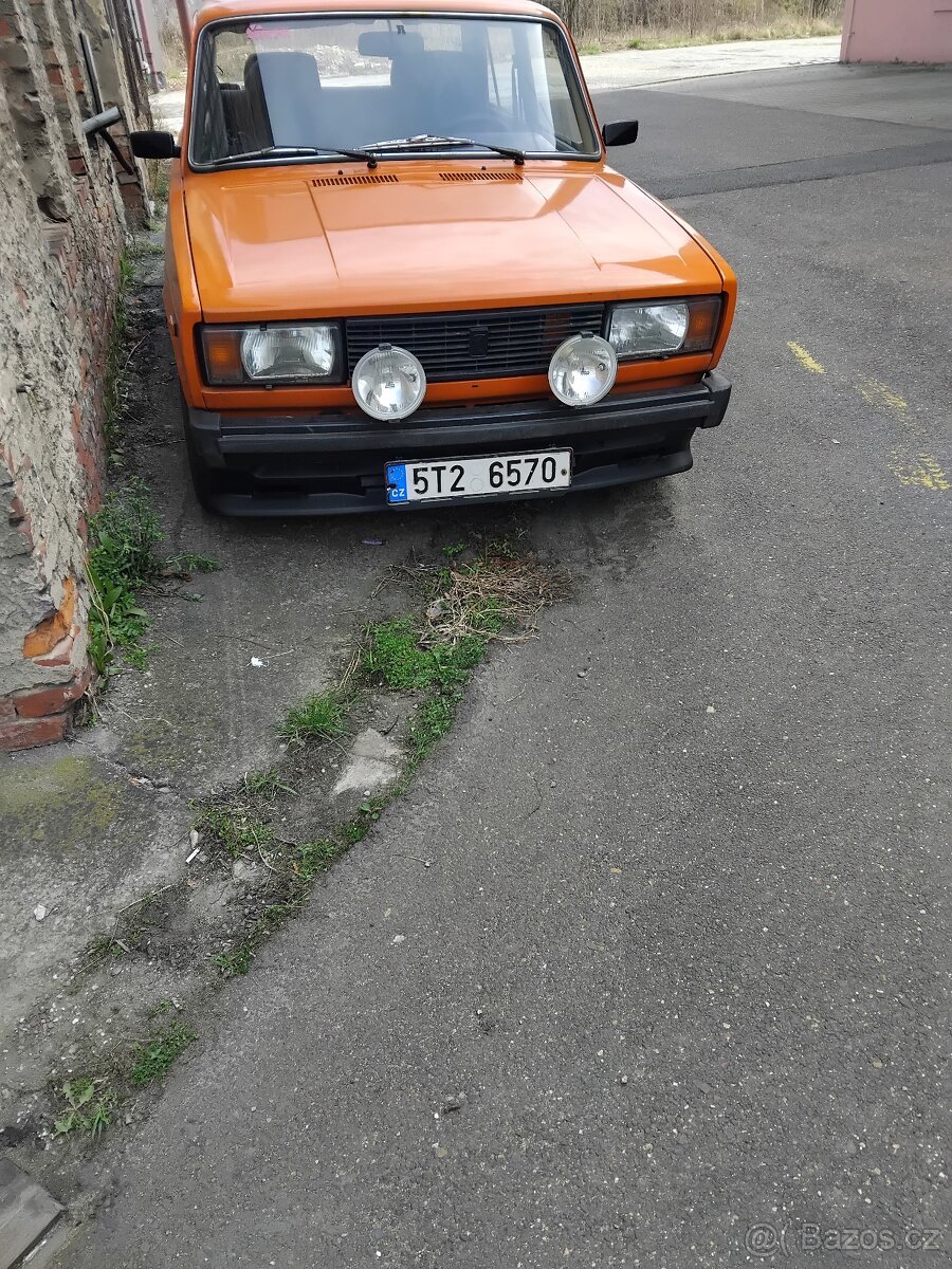 Lada 2105 1985 - 13