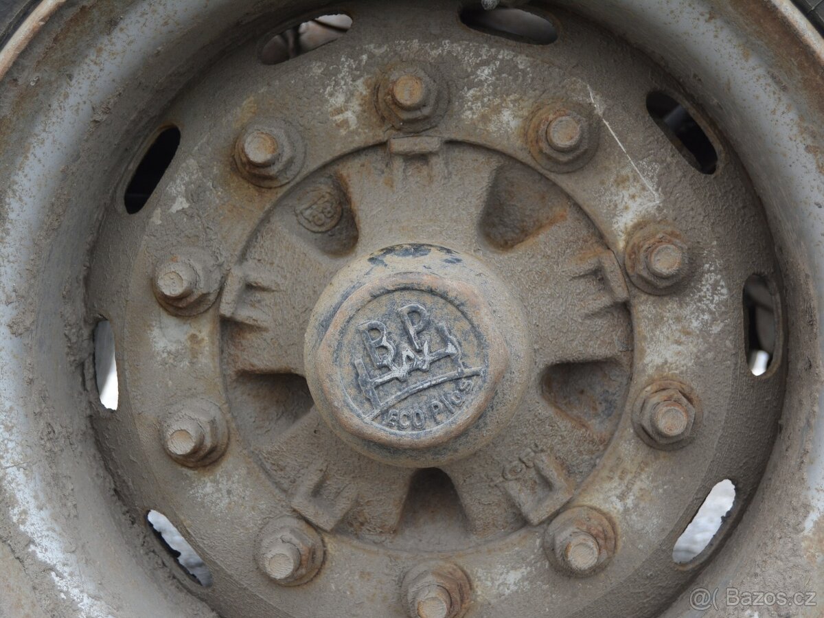 Umikov NPK 39T - návěs pro přepravu dřeva - 13