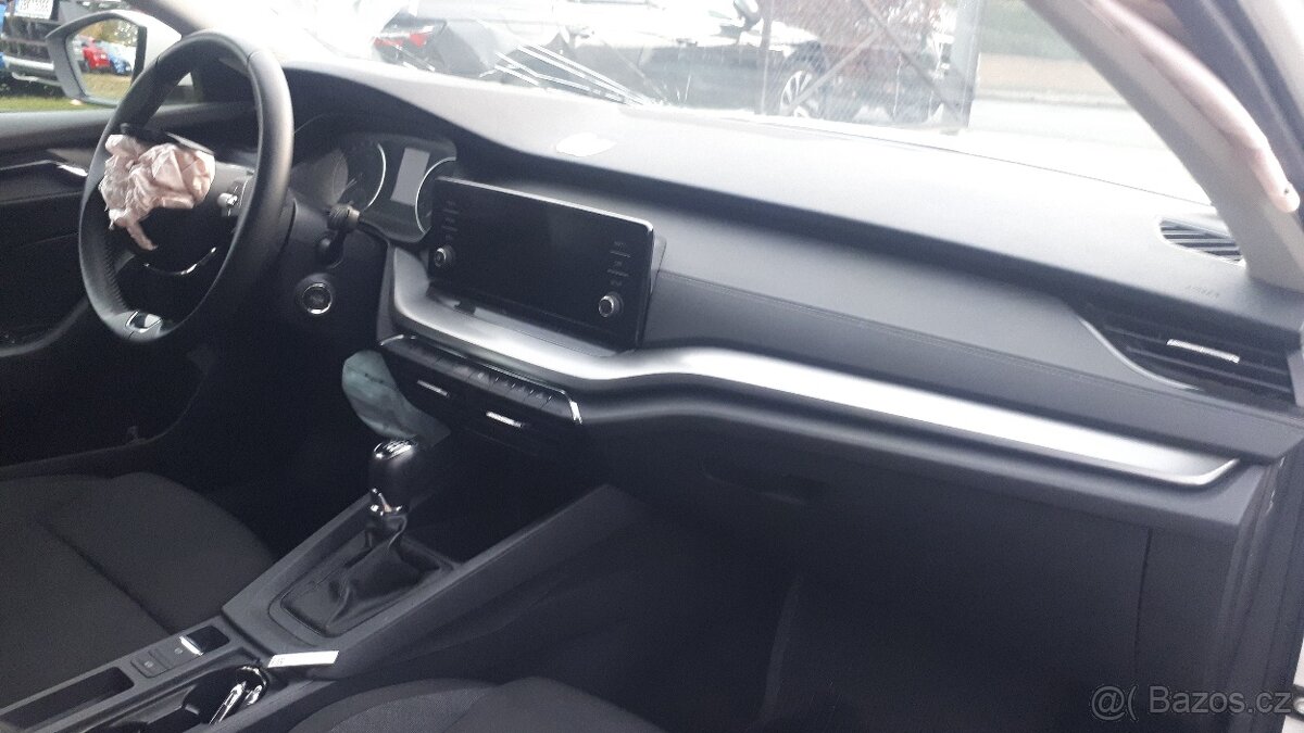 ŠKODA OCTAVIA 4 2.0TDI,85kW,r.v.2022 - 13