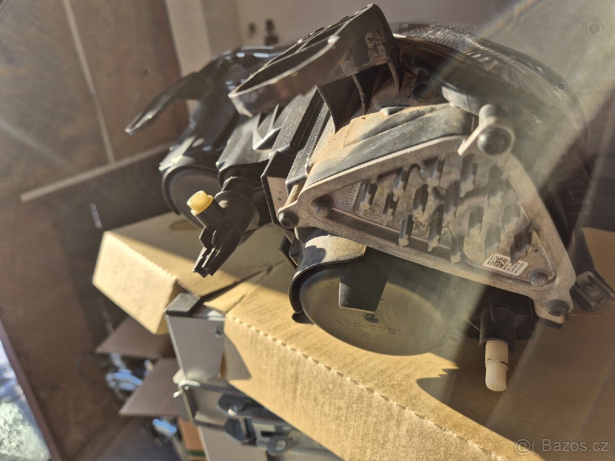 Světlomet Dacia Duster II L+P od r.v 2018 - 13