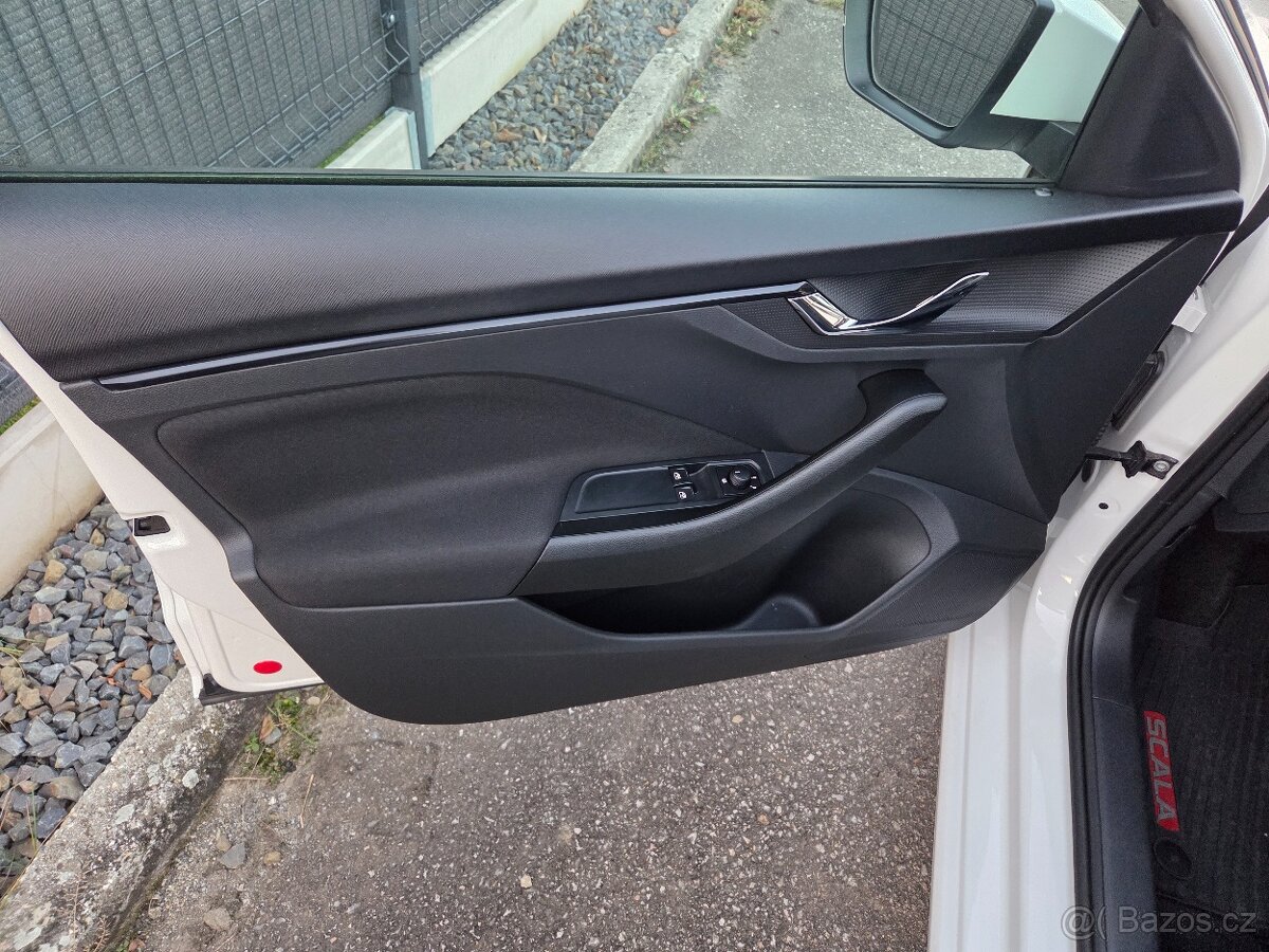 Škoda scala 1.6 TDI vyměním Opel Combo atd - 13