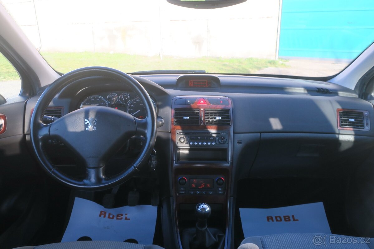PEUGEOT 307 1.616V, BOHATÁ VÝBAVA - 13