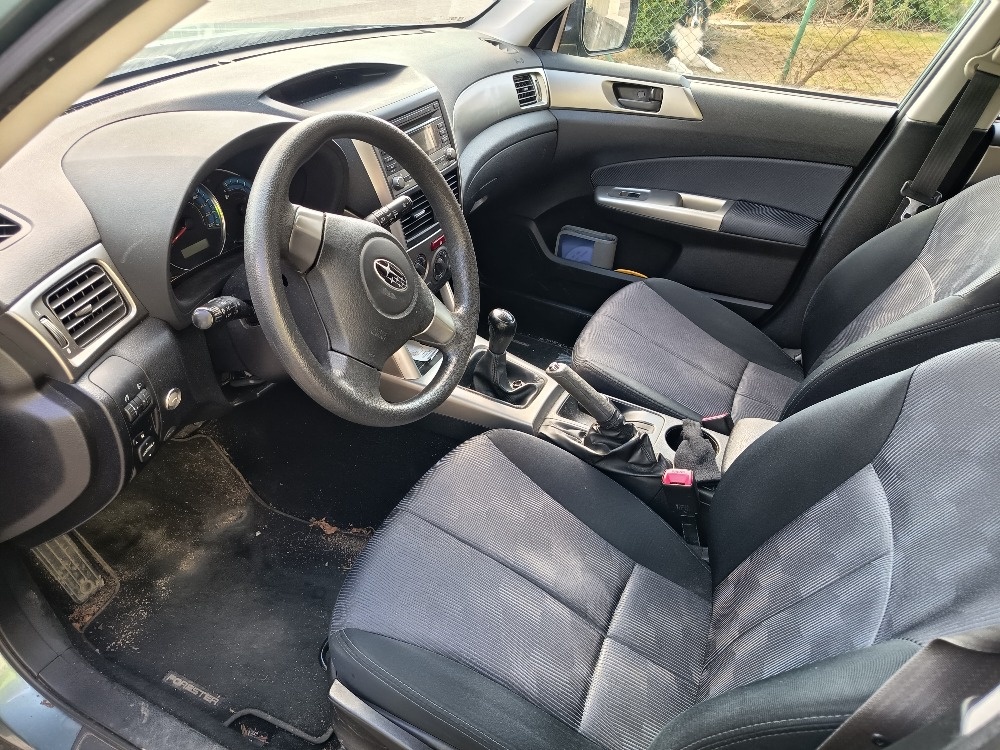Prodám Subaru Forester 2.0X - 13