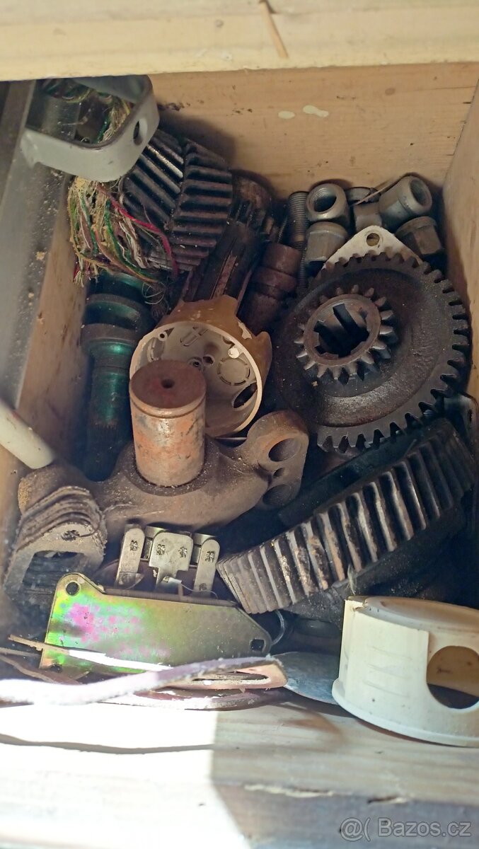 Traktor RS 09 - 13