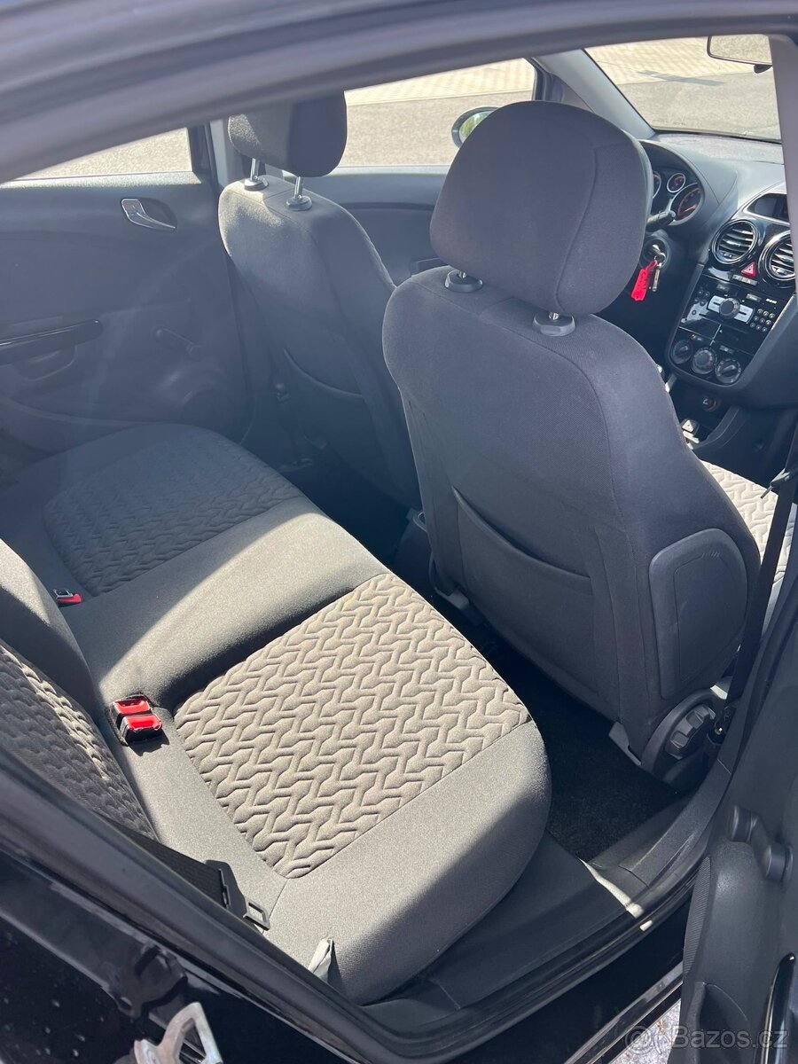 Opel Corsa 1.2i 63kw,r.v.2013,2.maj. - 13