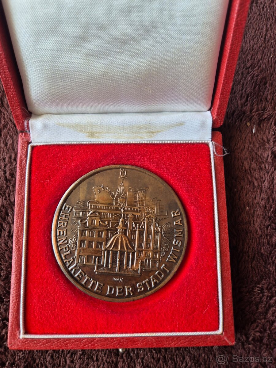 Starší medaile 2 - 13